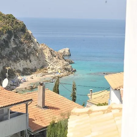 Hotel Agios Nikitas 2*