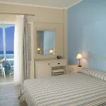 Hotel Agios Nikitas 2*