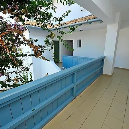 Hotel Agios Nikitas Hotel 2*