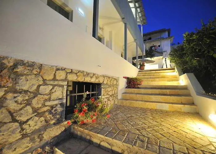 Hotel Agios Nikitas